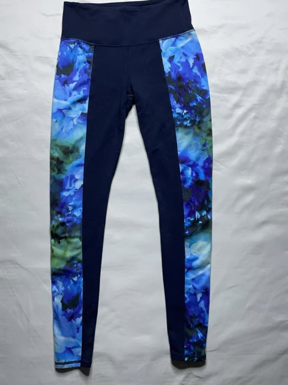 Athleta Chaturanga Leggings S High Rise Watercolor Print Blue Yoga Pants
